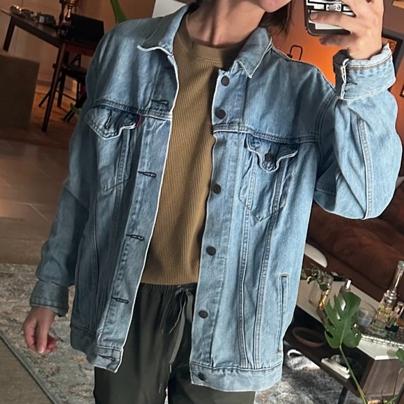 Levi's Denim Jacket - Picture 2 of 5